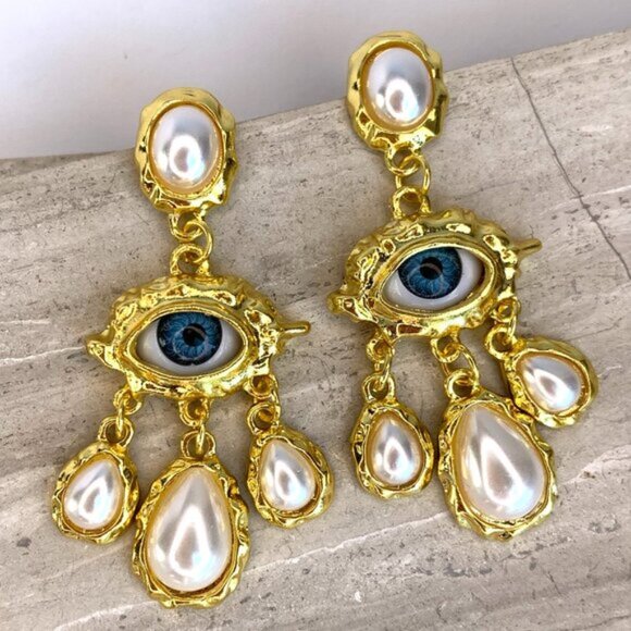 NEW ~ Free People Protective Eye Pearl Dangle Gold Earrings - Picture 10 of 10